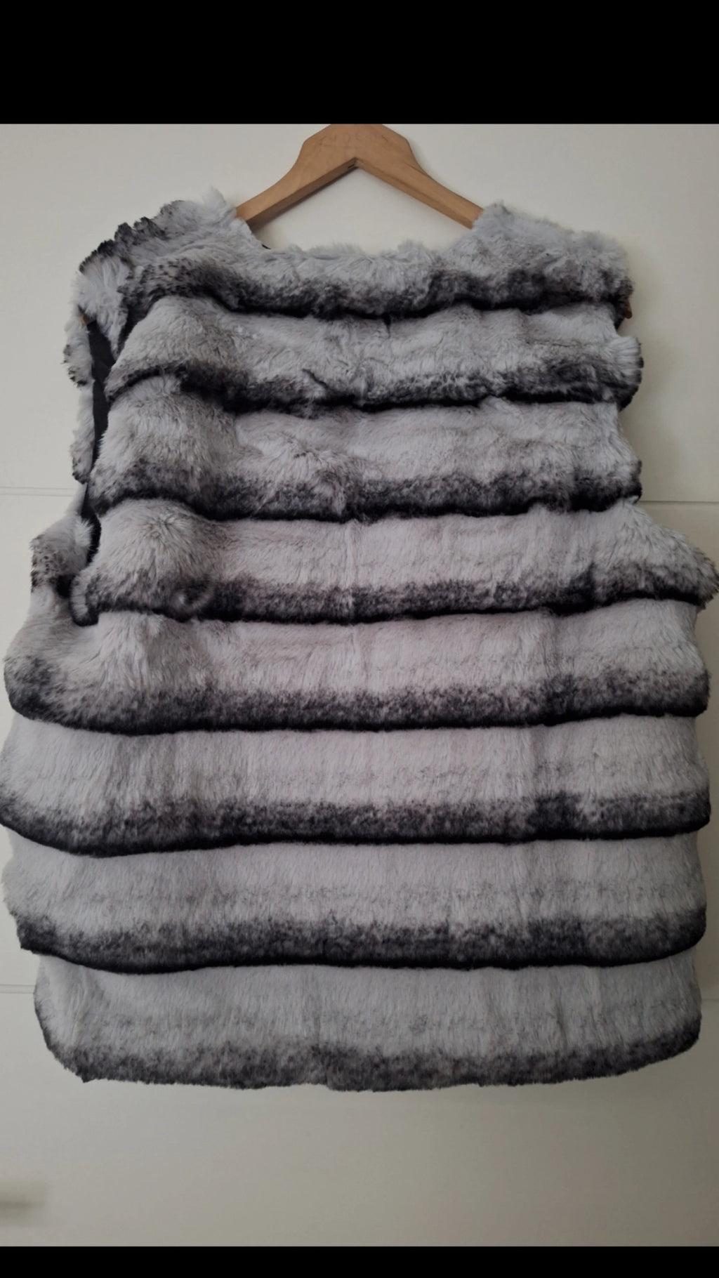 Veste sans manches courte dégradé gris